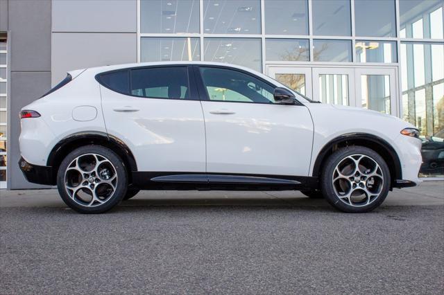 new 2025 Alfa Romeo Tonale car, priced at $41,680