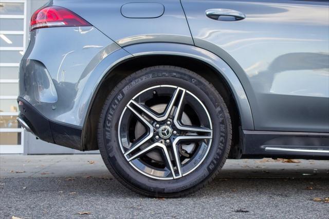 used 2020 Mercedes-Benz GLE 580 car, priced at $42,900