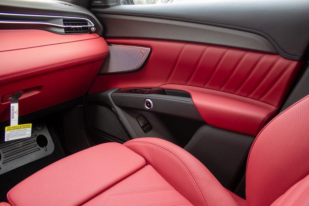 new 2025 Maserati Grecale car, priced at $104,565