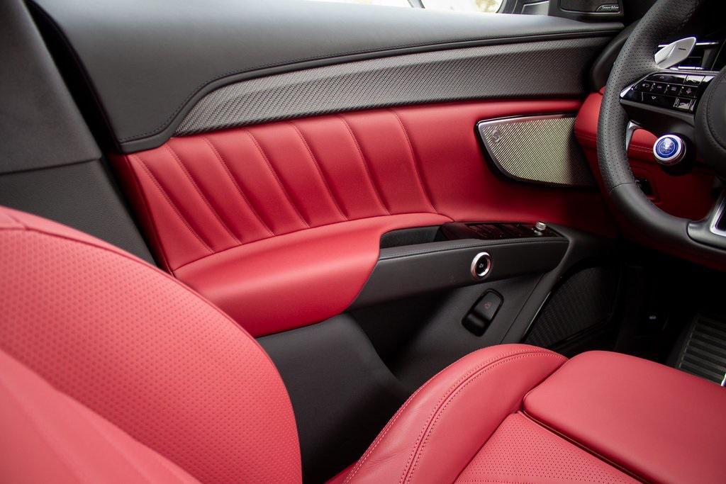 new 2025 Maserati Grecale car, priced at $104,565