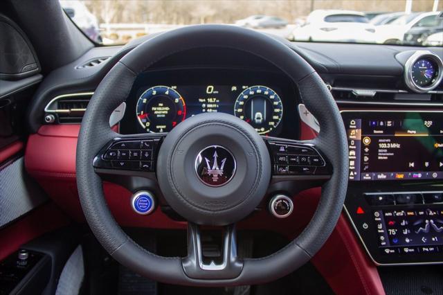 new 2025 Maserati Grecale car, priced at $86,325