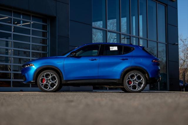 new 2024 Alfa Romeo Tonale car, priced at $54,645