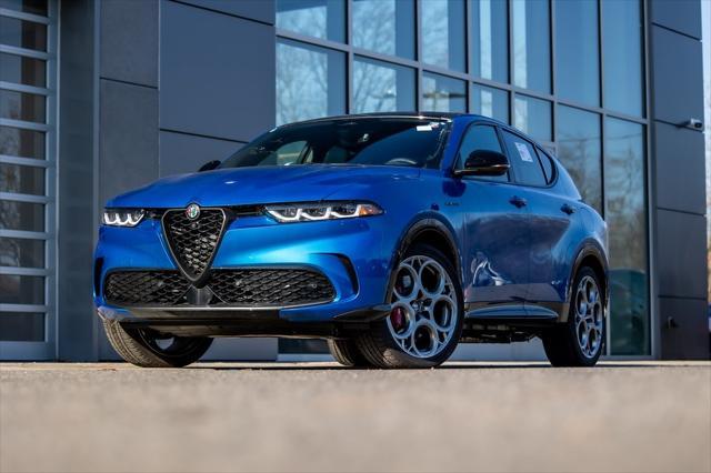 new 2024 Alfa Romeo Tonale car, priced at $54,645