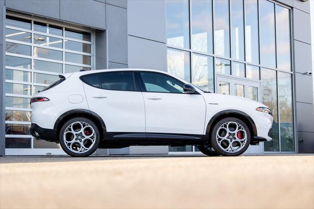 new 2024 Alfa Romeo Tonale car, priced at $52,140