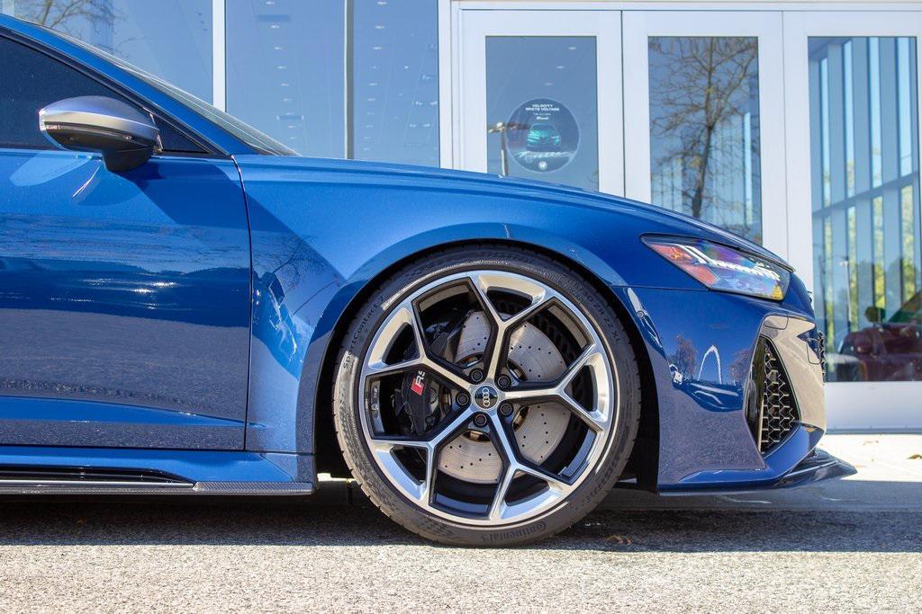 used 2024 Audi RS 6 Avant car, priced at $122,153