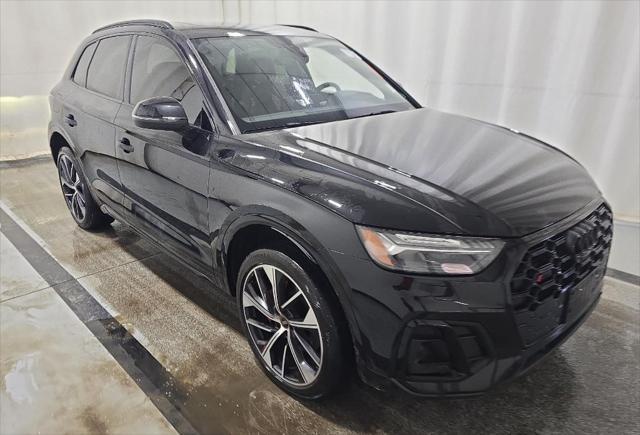 used 2022 Audi SQ5 car, priced at $43,900