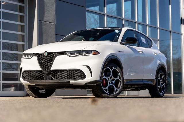 new 2024 Alfa Romeo Tonale car, priced at $52,135