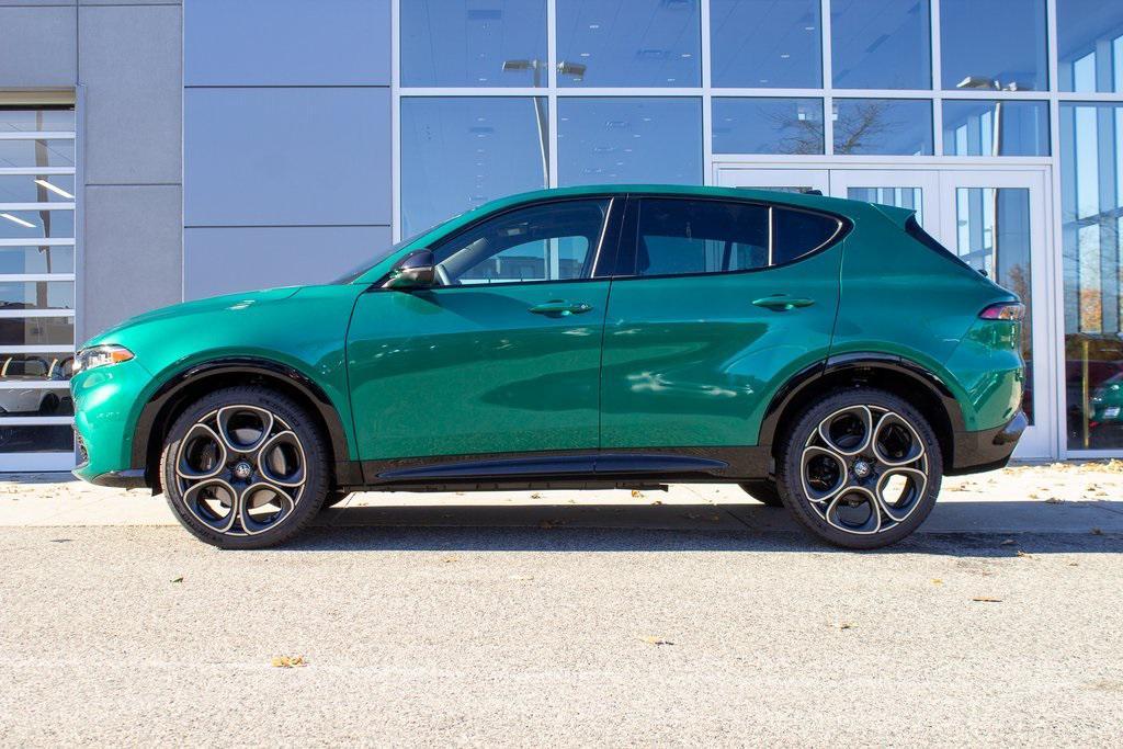 new 2025 Alfa Romeo Tonale car, priced at $49,985