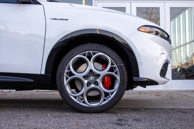 new 2025 Alfa Romeo Tonale car, priced at $54,430