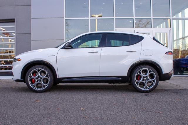 new 2025 Alfa Romeo Tonale car, priced at $54,430