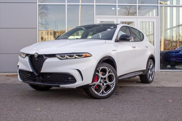 new 2025 Alfa Romeo Tonale car, priced at $55,430