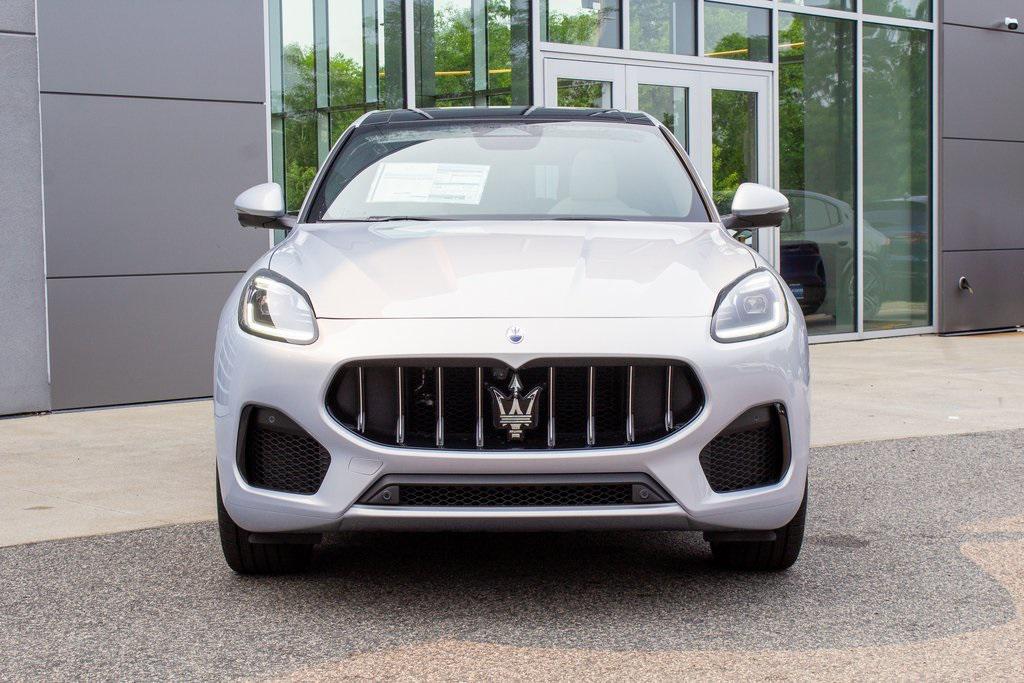 new 2025 Maserati Grecale car, priced at $96,545