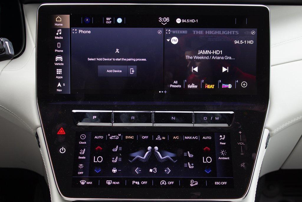 new 2025 Maserati Grecale car, priced at $96,545