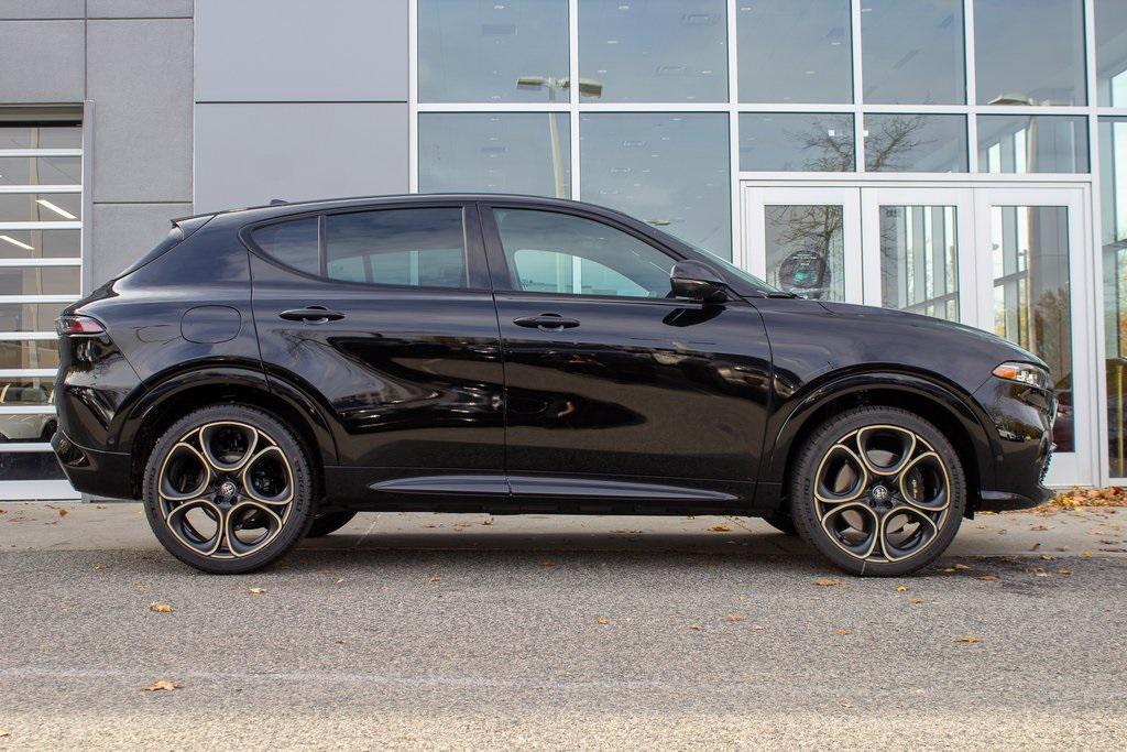 new 2025 Alfa Romeo Tonale car, priced at $48,480