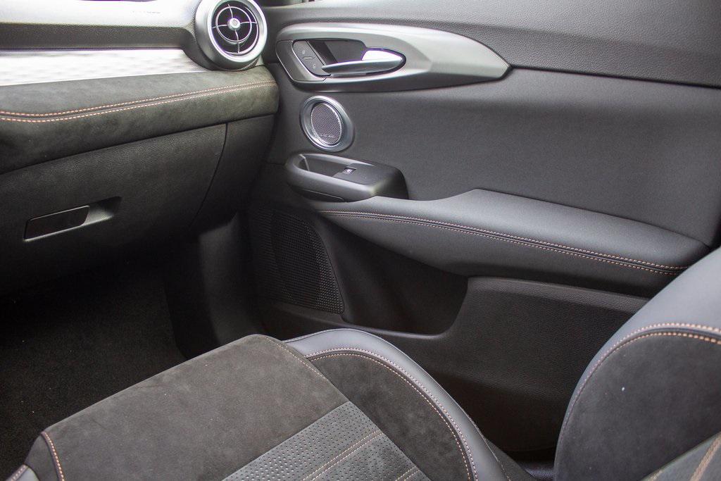 new 2025 Alfa Romeo Tonale car, priced at $48,480