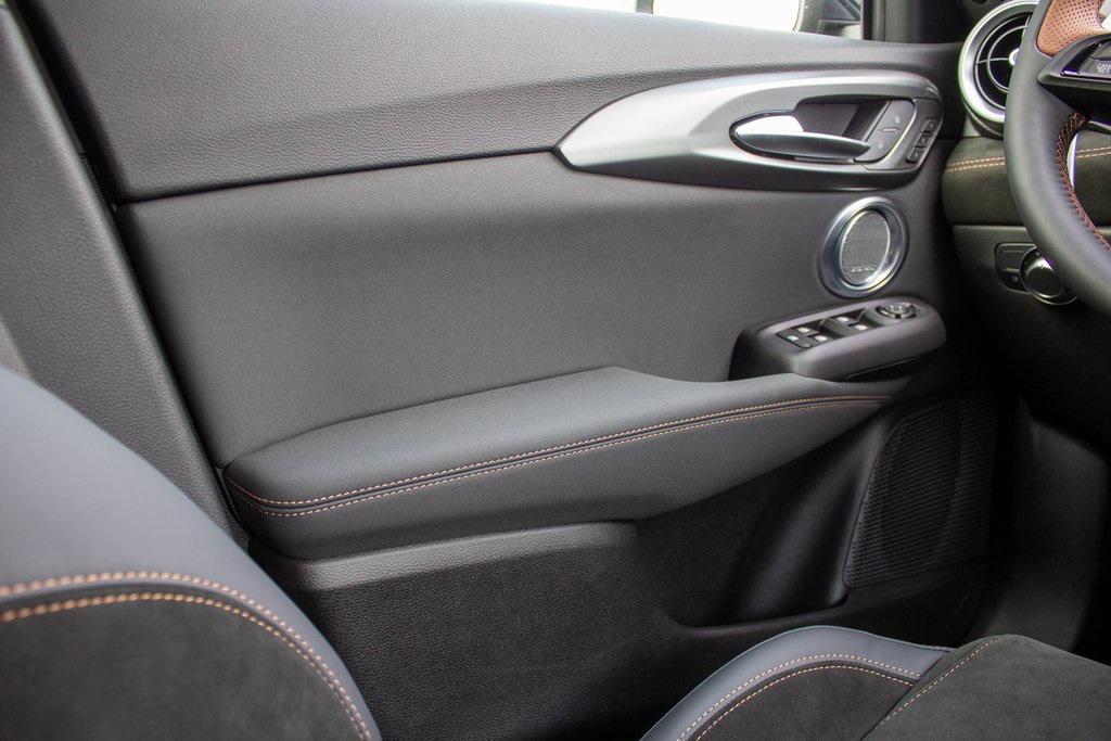 new 2025 Alfa Romeo Tonale car, priced at $48,480