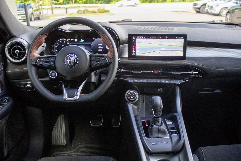 new 2025 Alfa Romeo Tonale car, priced at $54,225