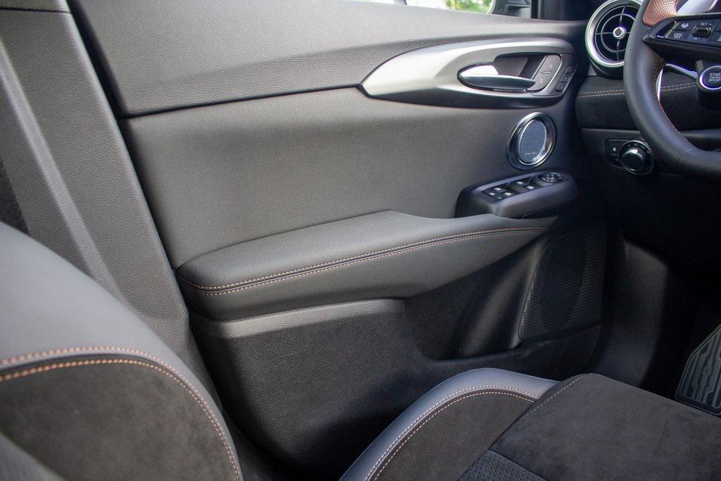 new 2025 Alfa Romeo Tonale car, priced at $54,225