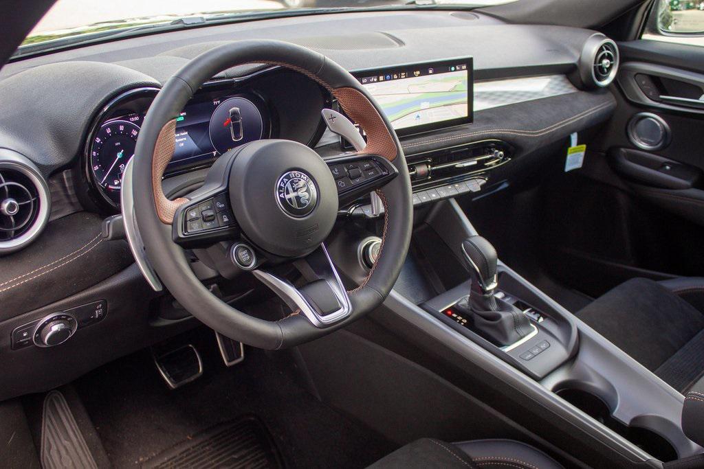 new 2025 Alfa Romeo Tonale car, priced at $54,225