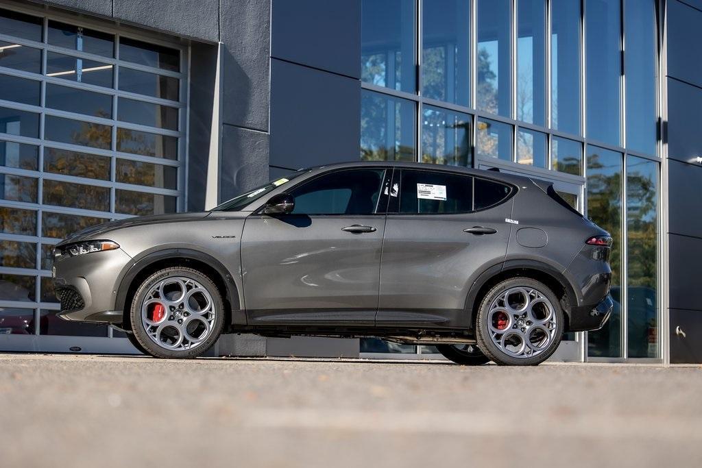 new 2024 Alfa Romeo Tonale car, priced at $53,800