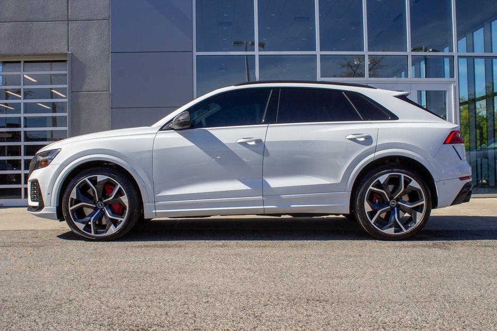 used 2022 Audi RS Q8 car, priced at $89,128