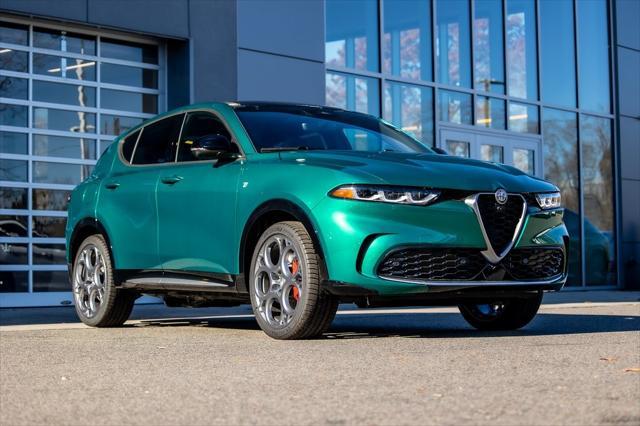 new 2024 Alfa Romeo Tonale car, priced at $55,340