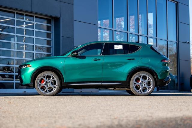 new 2024 Alfa Romeo Tonale car, priced at $55,340