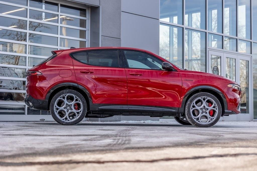 new 2024 Alfa Romeo Tonale car, priced at $54,635