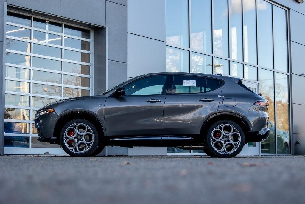 new 2024 Alfa Romeo Tonale car, priced at $52,800