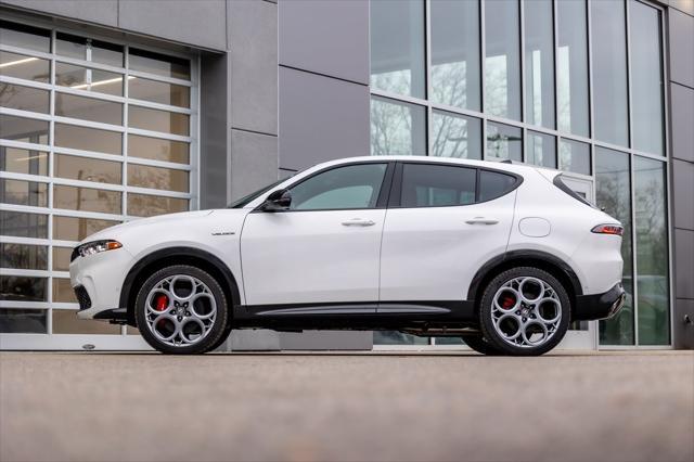 new 2024 Alfa Romeo Tonale car, priced at $54,135