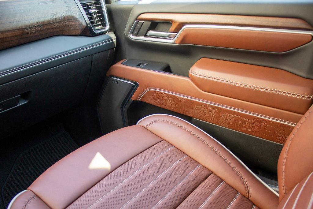 used 2025 GMC Sierra 2500 car, priced at $84,996