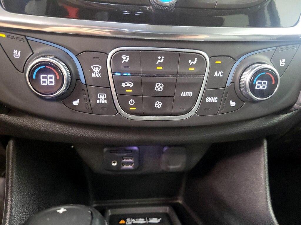 used 2020 Chevrolet Traverse car, priced at $28,998