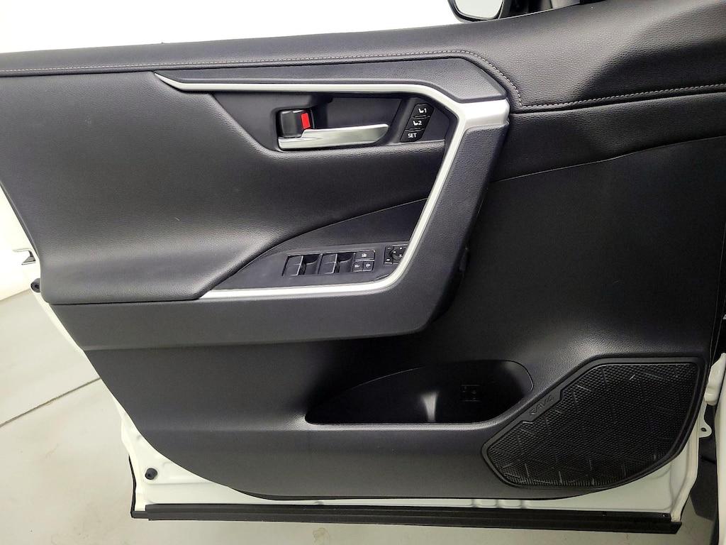 used 2019 Toyota RAV4 car, priced at $25,998