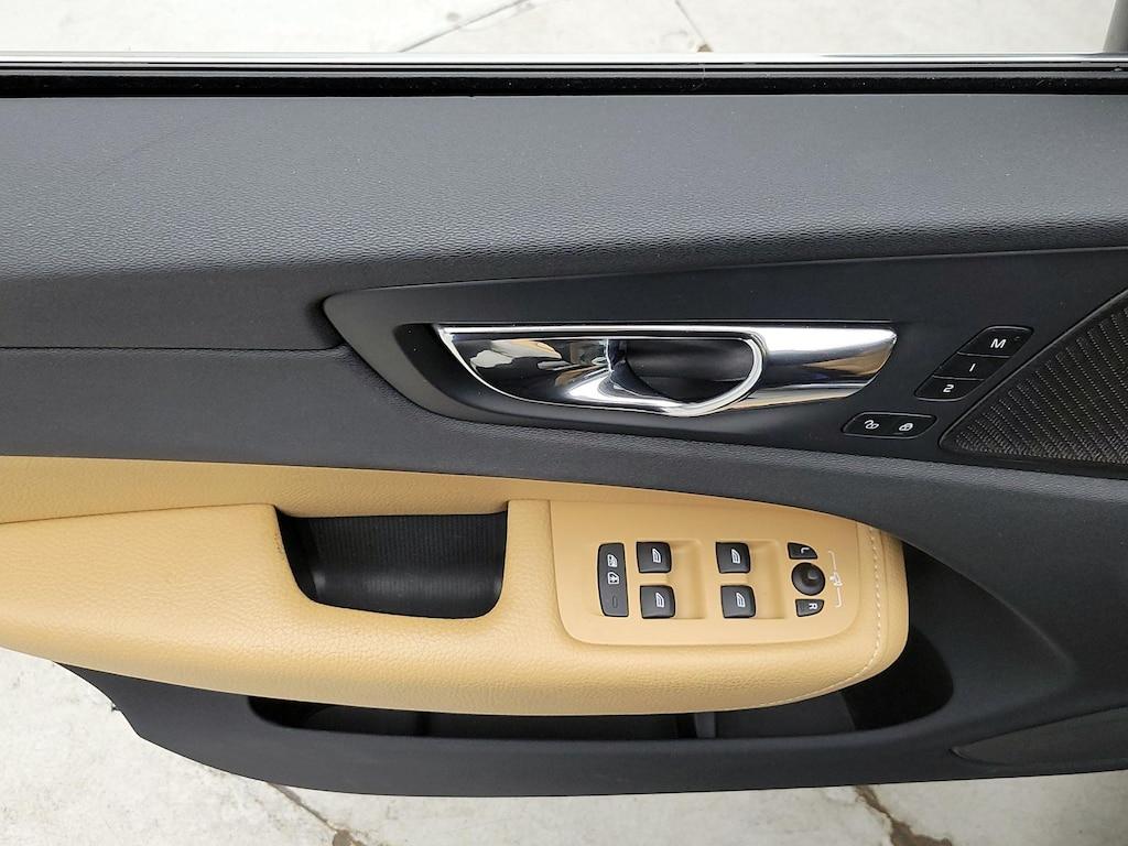 used 2019 Volvo XC60 car, priced at $27,998