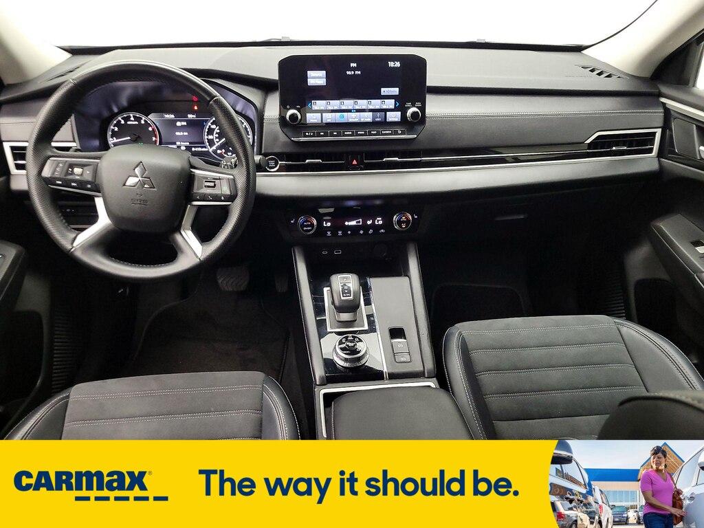 used 2024 Mitsubishi Outlander car, priced at $25,998