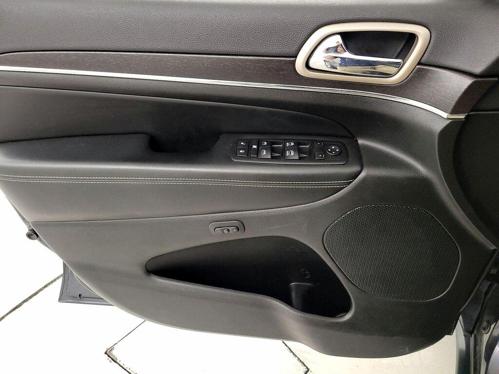 used 2015 Jeep Grand Cherokee car, priced at $17,998