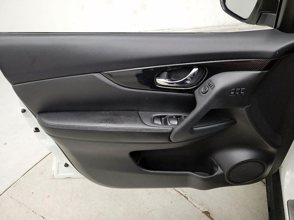 used 2018 Nissan Rogue car, priced at $14,998