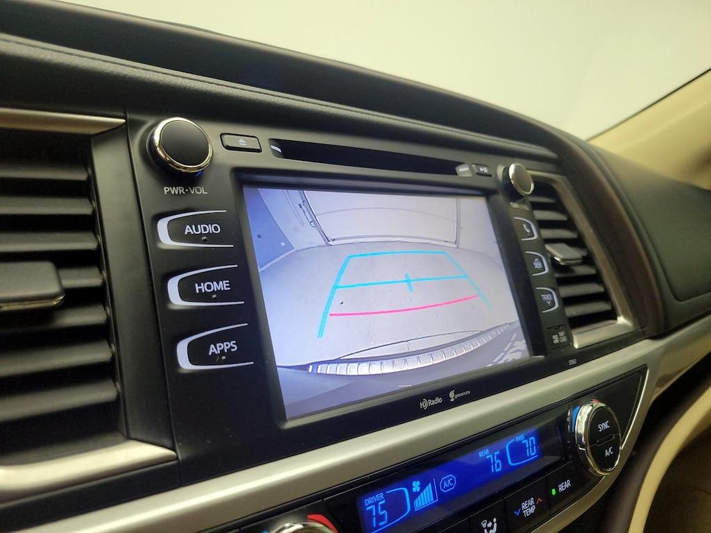 used 2015 Toyota Highlander car, priced at $18,998