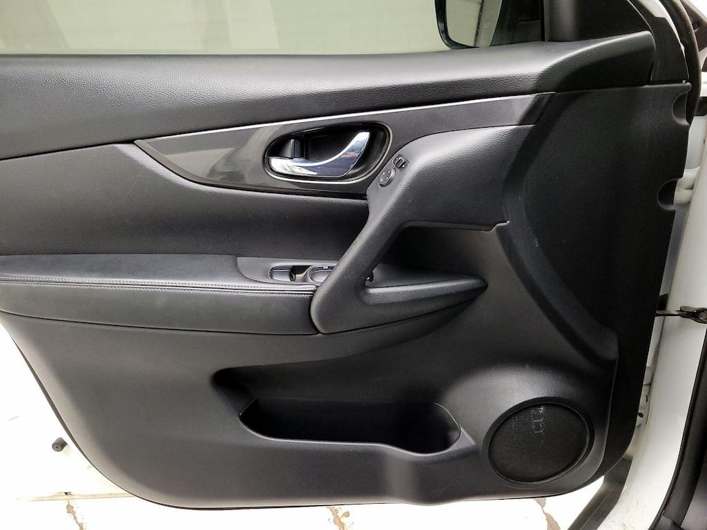 used 2017 Nissan Rogue car, priced at $15,998