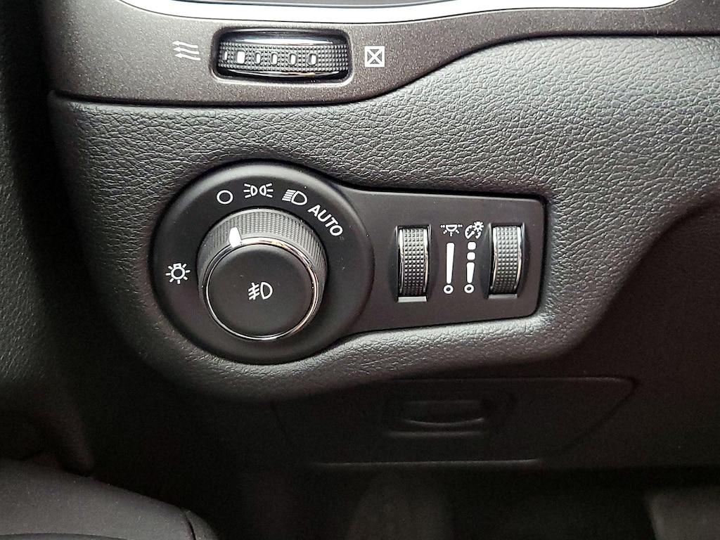used 2020 Jeep Cherokee car, priced at $21,998