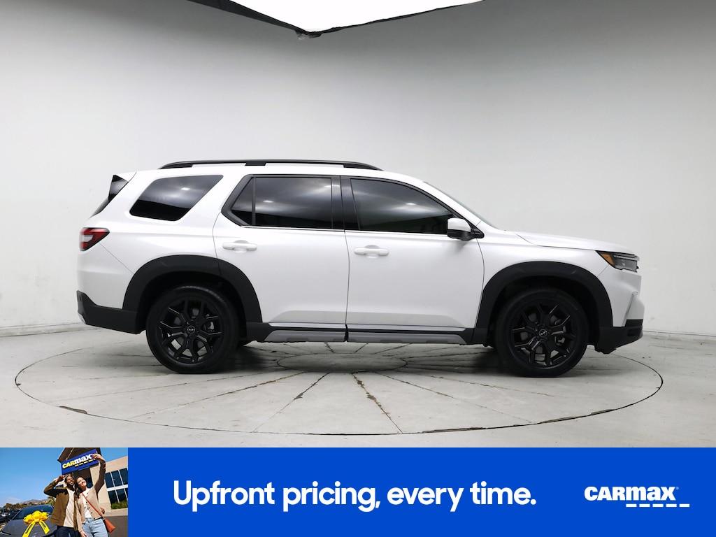 used 2025 Honda Pilot car, priced at $49,998