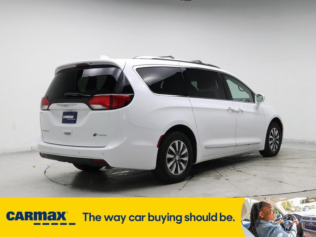 used 2020 Chrysler Pacifica Hybrid car, priced at $25,998