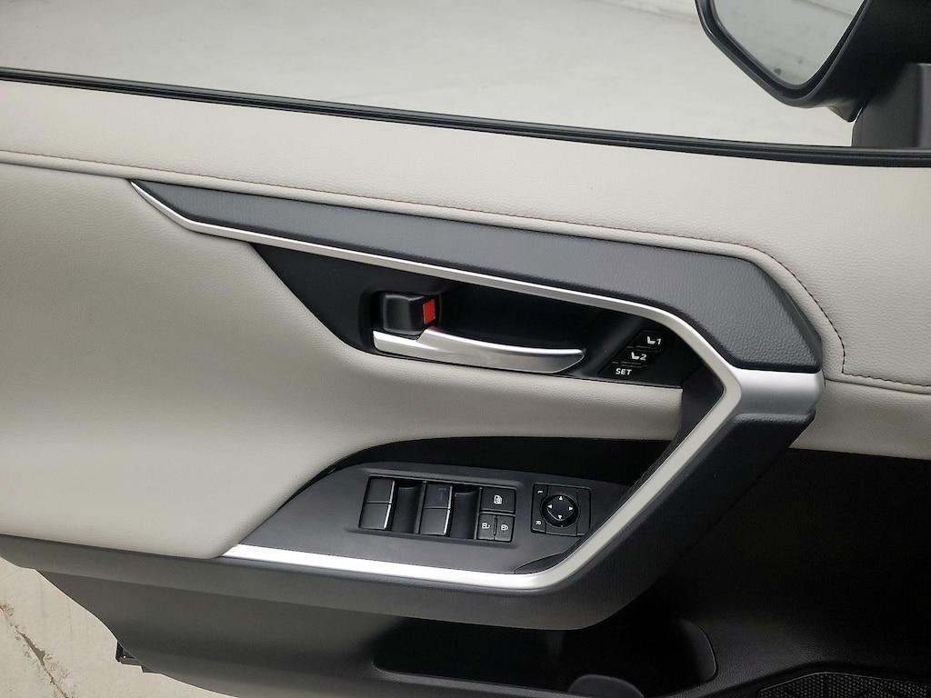used 2019 Toyota RAV4 Hybrid car, priced at $33,998
