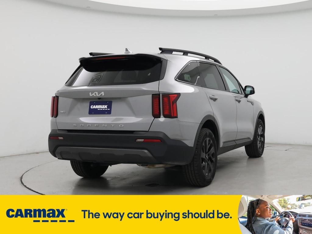 used 2022 Kia Sorento car, priced at $27,998