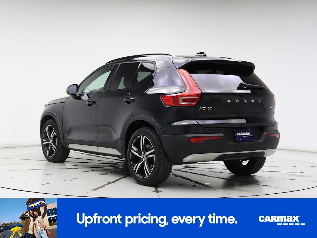 used 2021 Volvo XC40 car, priced at $27,998
