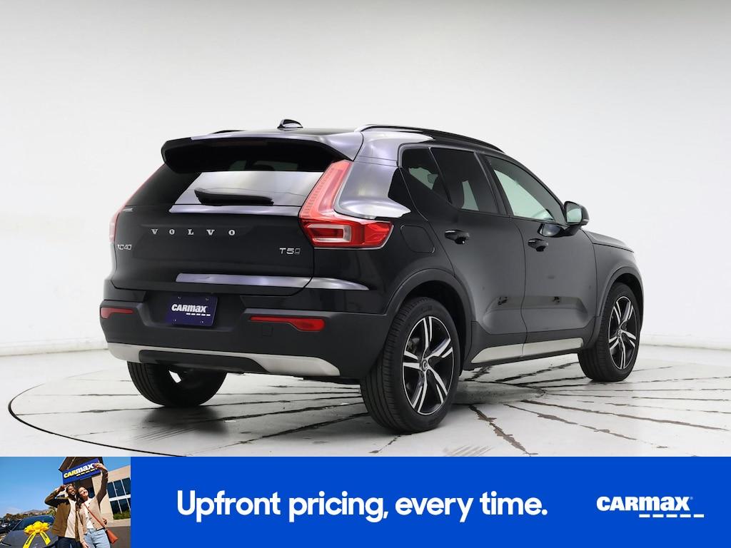 used 2021 Volvo XC40 car, priced at $27,998
