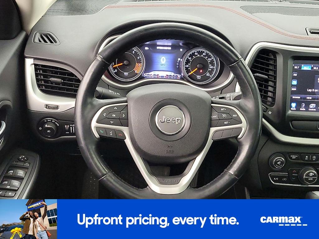 used 2015 Jeep Cherokee car, priced at $15,998