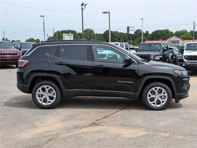 new 2024 Jeep Compass car