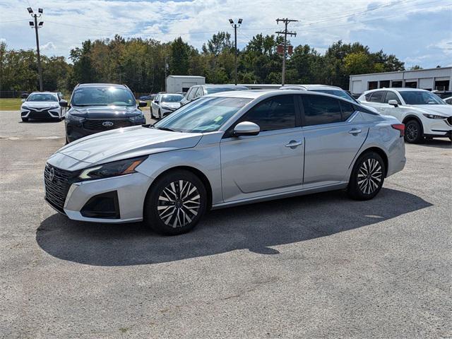 used 2023 Nissan Altima car, priced at $22,929