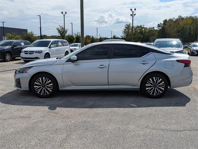 used 2023 Nissan Altima car, priced at $22,929